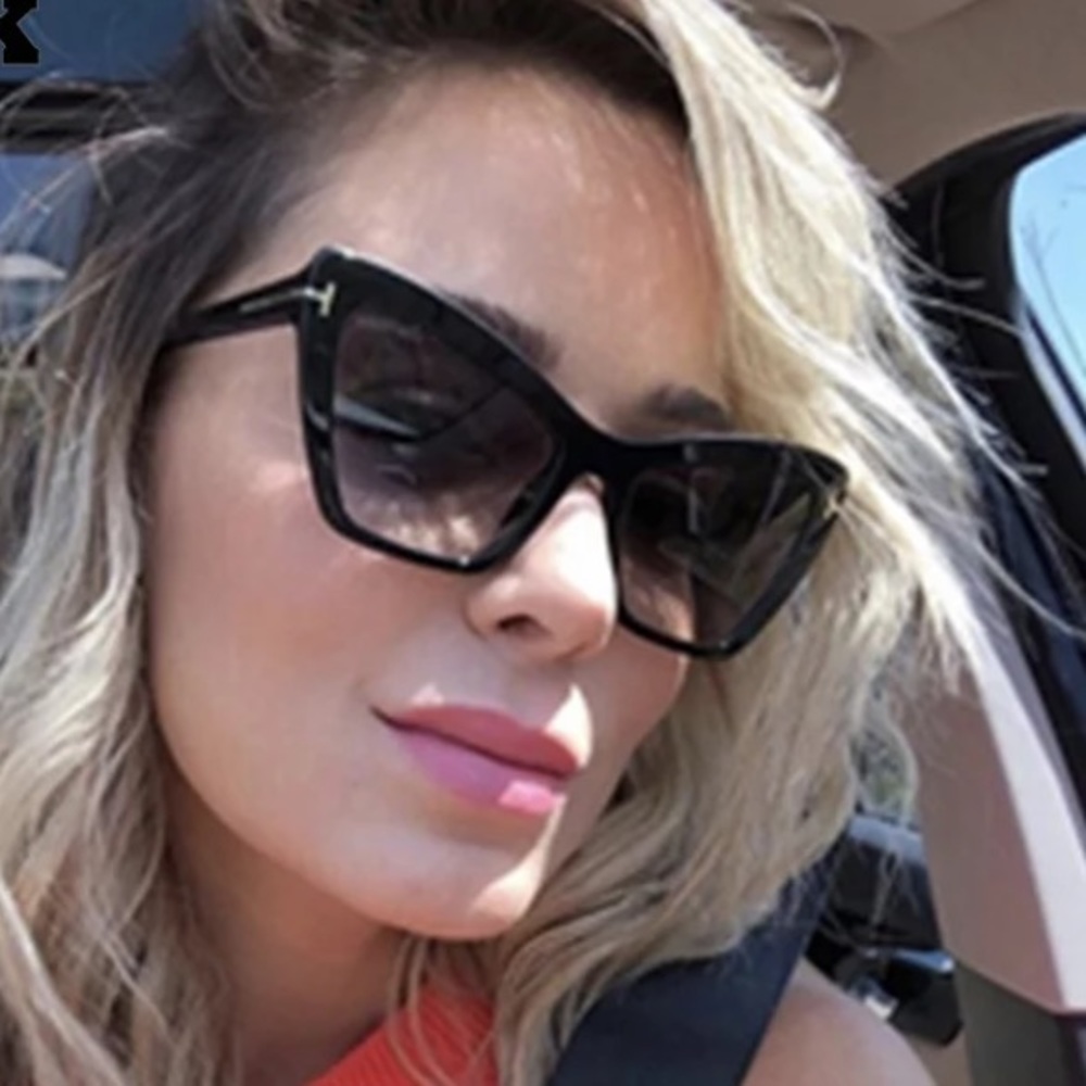 Women’s Black Cat Eye Sunglasses - Picture 2 of 5